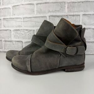 P. Monjo Lexi Ankle Boots EUR 38 Womens Size 7.5 Gray Suede Leather Pull on